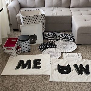 Cat themed bedroom accessories